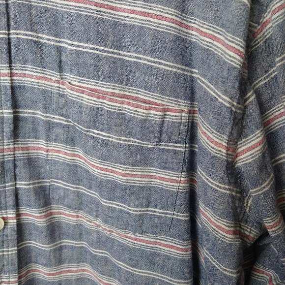$ OLD Navy long sleeve button front striped collared casual dress shirt. Size XL - Picture 3 of 8